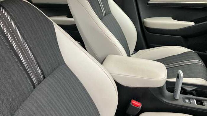 Honda HR-V 1.5 eHEV Advance Style 5dr CVT Hybrid Hatchback 